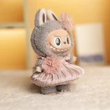 Labubu Doll Suspender Dress Set – 4 Color Options Outfit for 17cm Plush Dolls with Animal-Inspired Design & Dress-Up Accessories