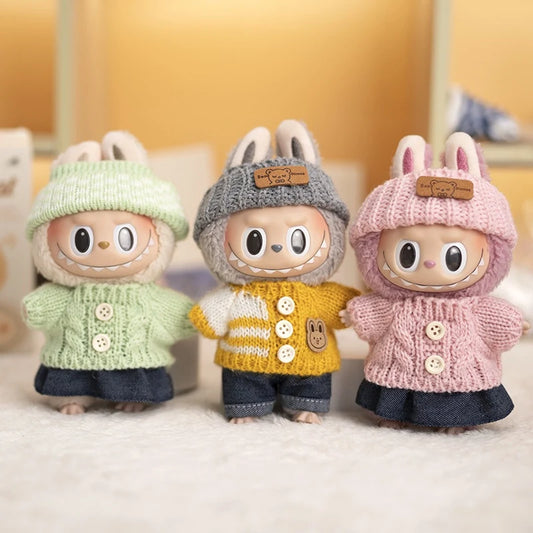 Labubu V1/V2 Party Outfit Set – 17cm Plush Doll Clothes with Bear Label Sweater, Jean Shorts, Scarf & Hat Accessories