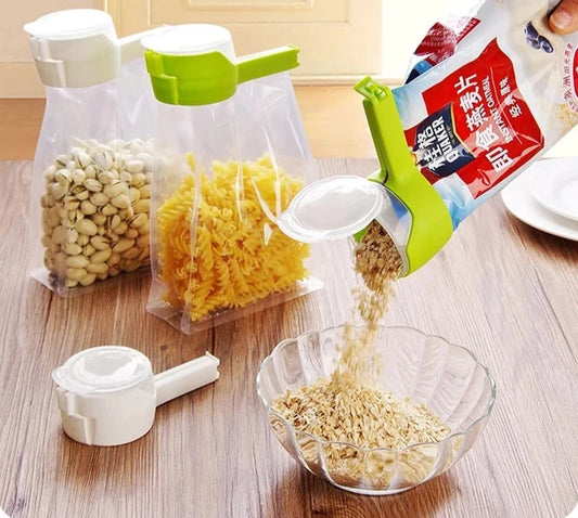 Food Storage Bag Clip with Seal Pour Design: Keep Snacks Fresh with this Plastic Helper, Perfect for Sealing