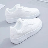 Fresh Spring & Autumn Casual Sports Shoes: Comfortable, Round Toe, Thick Soles, with Random Letter Upper