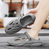 Stylish Men's Outdoor Beach Sandals: Comfortable Casual Wear for Indoors and Outdoors