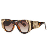 Timeless Sunglasses for Women - Trendy Snake Pattern, Perfect for Travel, Vintage Retro Style, UV400 Protection