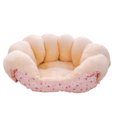 Winter Warm Pet Beds and Houses – Cozy Baskets, Mats, and Cushions for Cats and Dogs – Kitten and Puppy Accessories